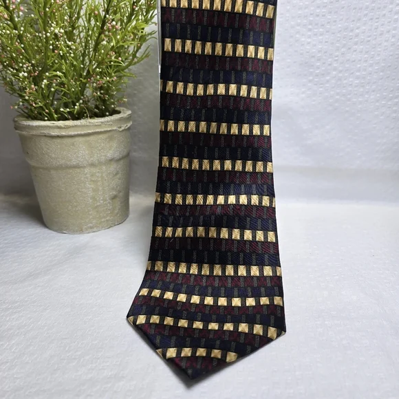 Giorgio Brutini Accessories Giorgio Brutini Modern Navy Wine